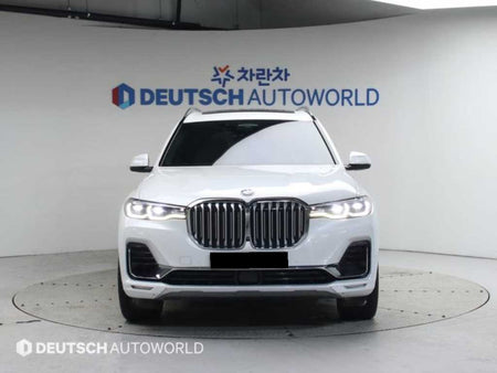 BMW X7 — photo 03