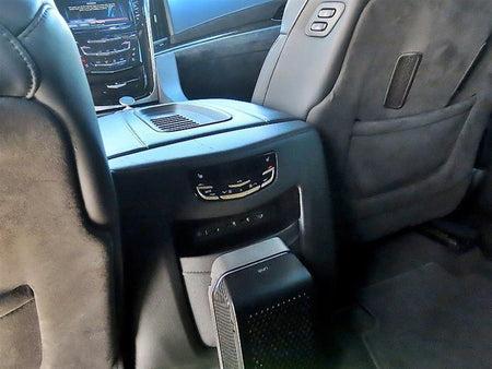 Cadillac Escalade — photo 13