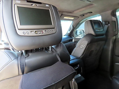 Cadillac Escalade — photo 14