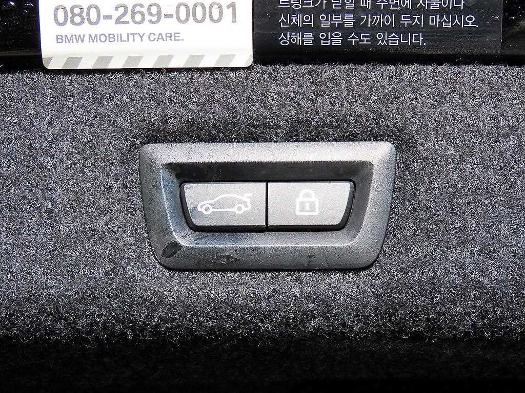 BMW 5-Series — photo 17