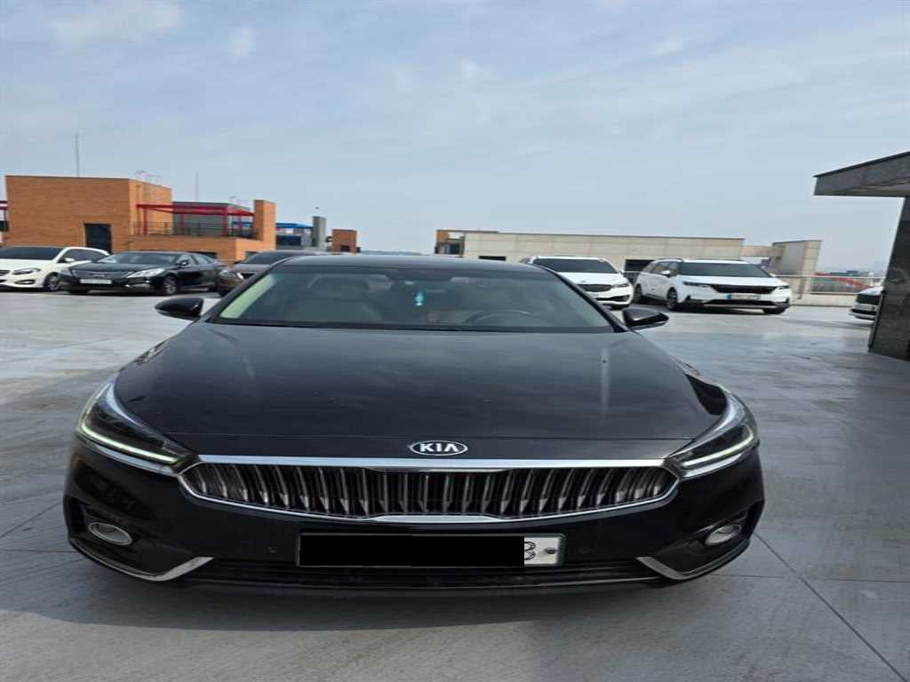Kia K7 — photo 02