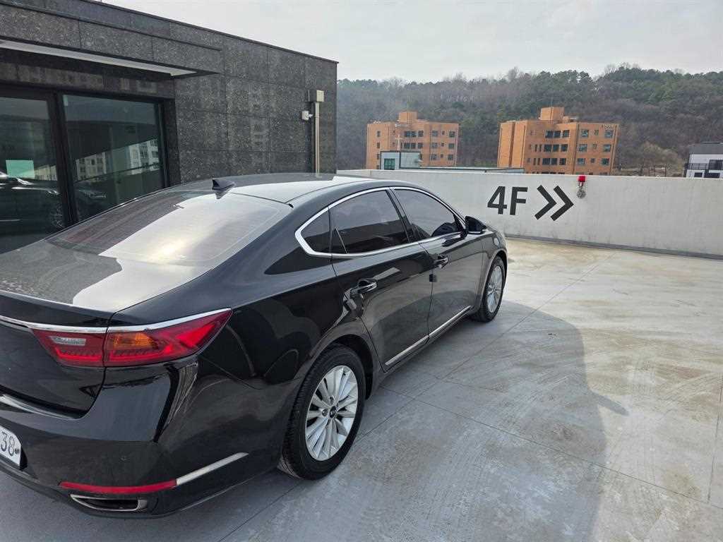 Kia K7 — photo 06