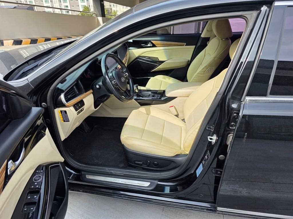 Kia K7 — photo 08
