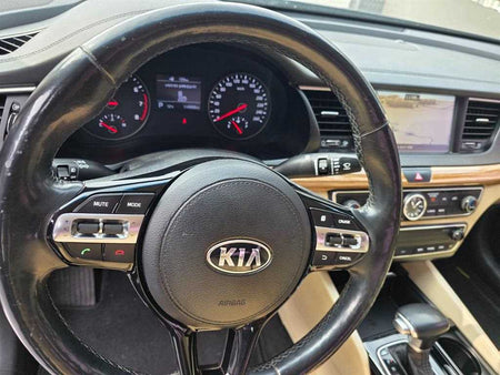Kia K7 — photo 09