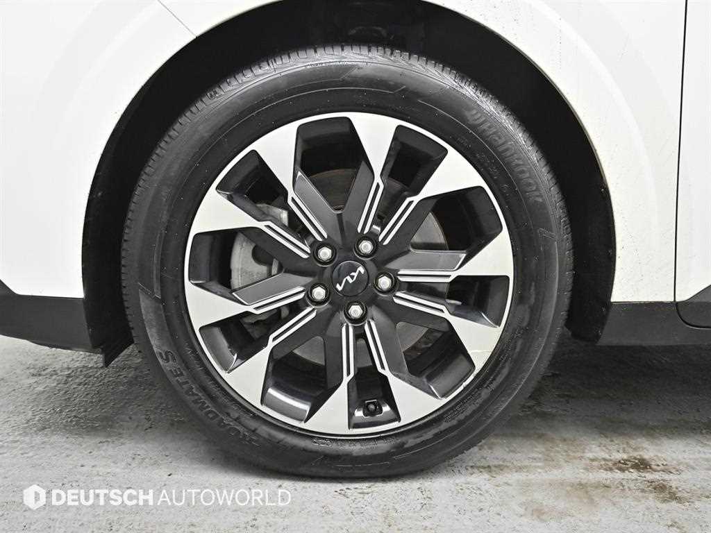 Kia Carnival — photo 05