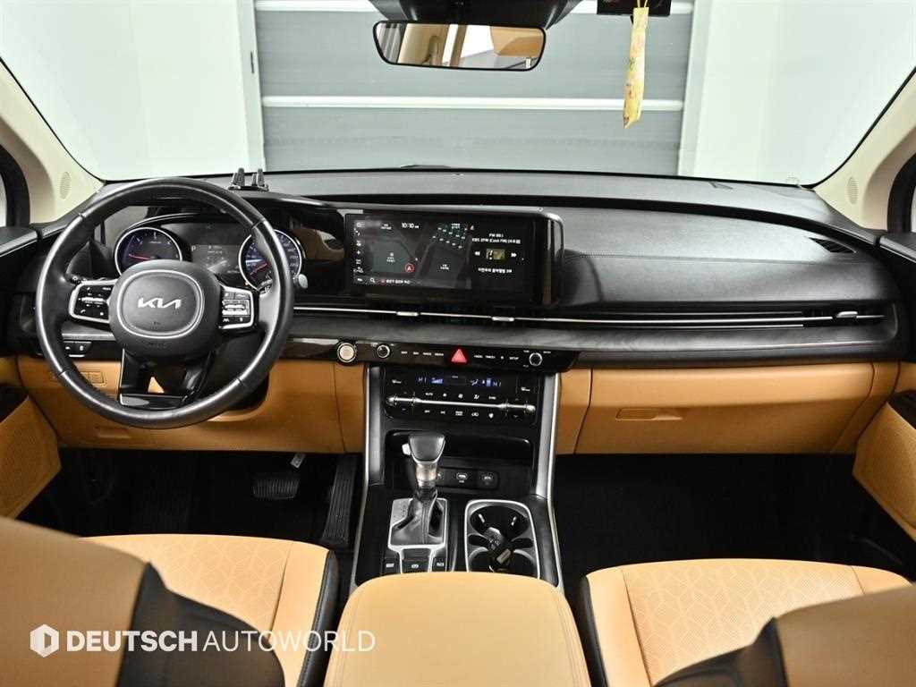 Kia Carnival — photo 07