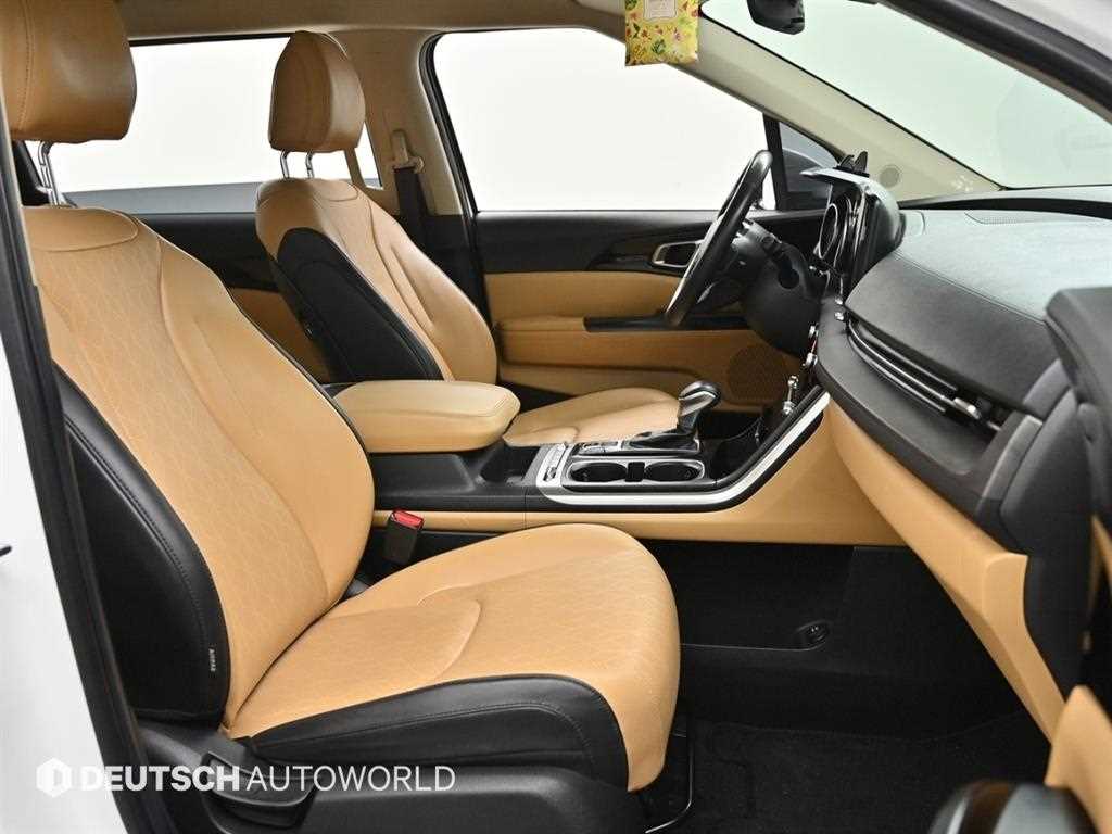 Kia Carnival — photo 10