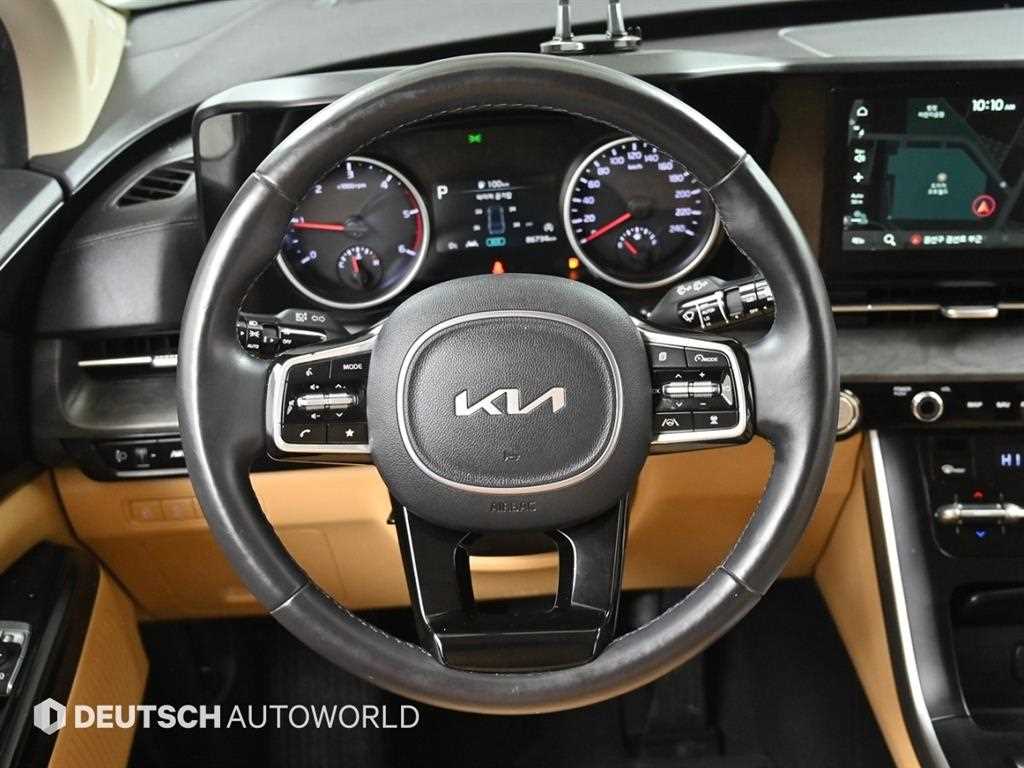 Kia Carnival — photo 13