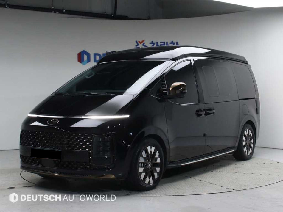Hyundai Staria — photo 01