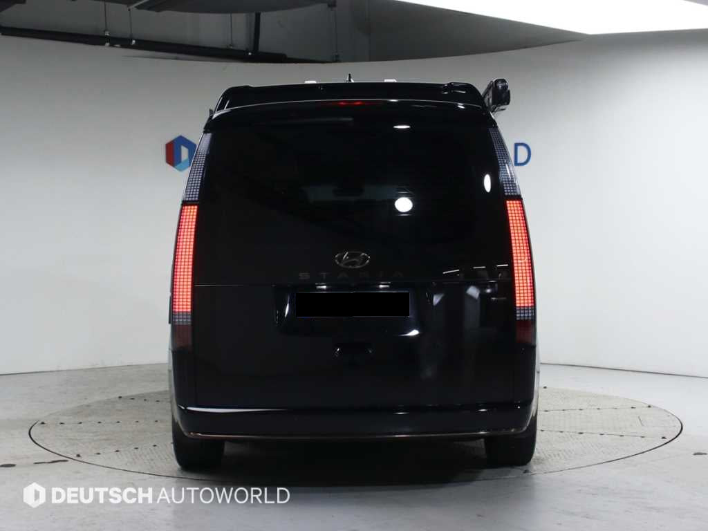 Hyundai Staria — photo 04