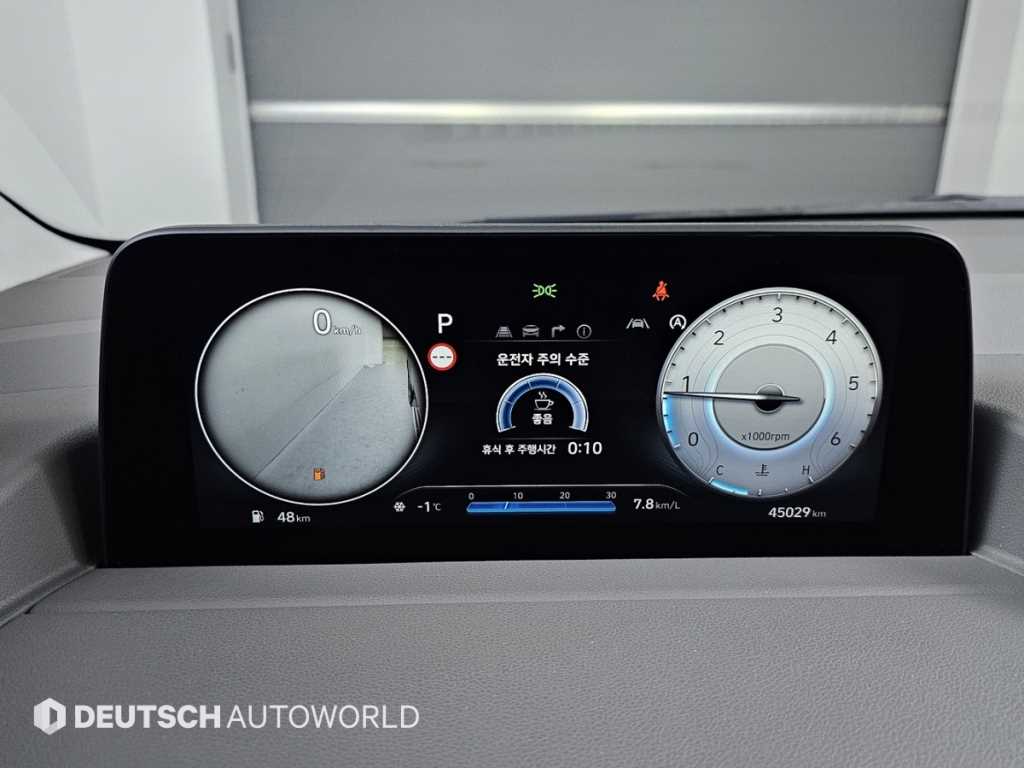 Hyundai Staria — photo 08