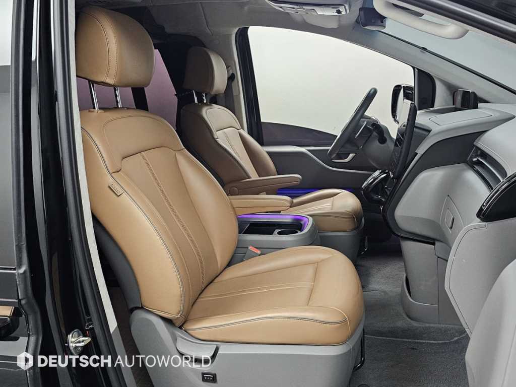Hyundai Staria — photo 10