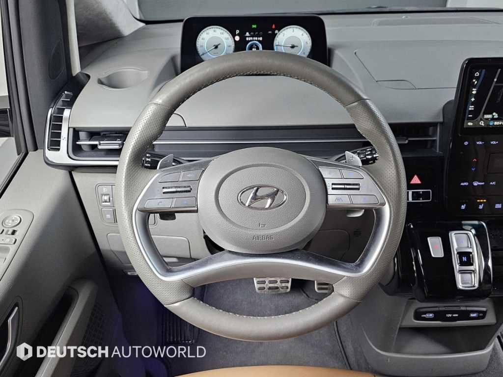 Hyundai Staria — photo 13