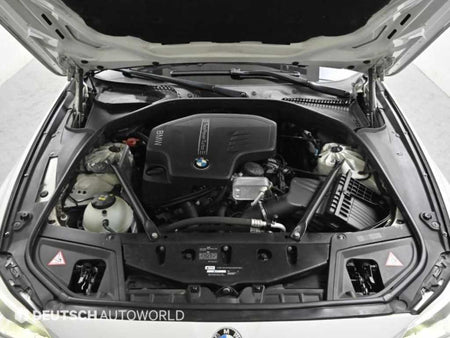 BMW 5-Series — photo 06
