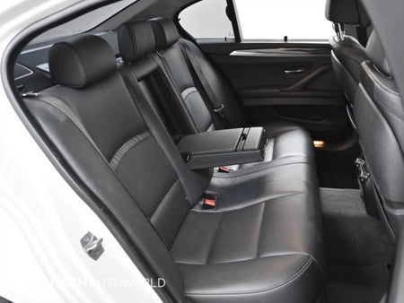 BMW 5-Series — photo 12