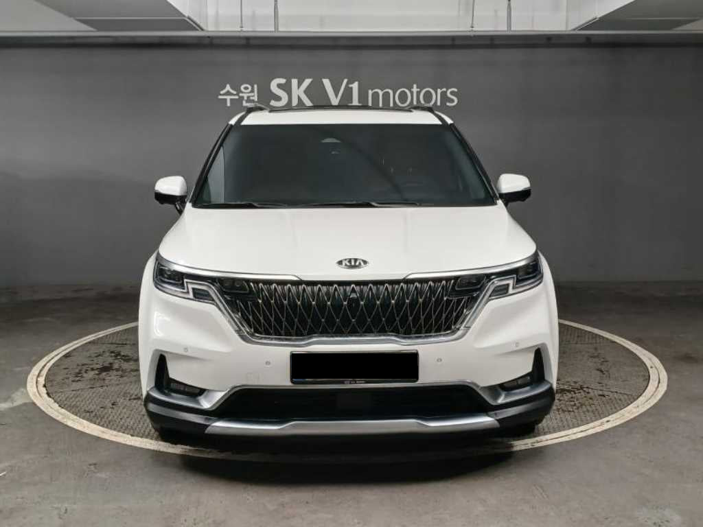 Kia Carnival — photo 01