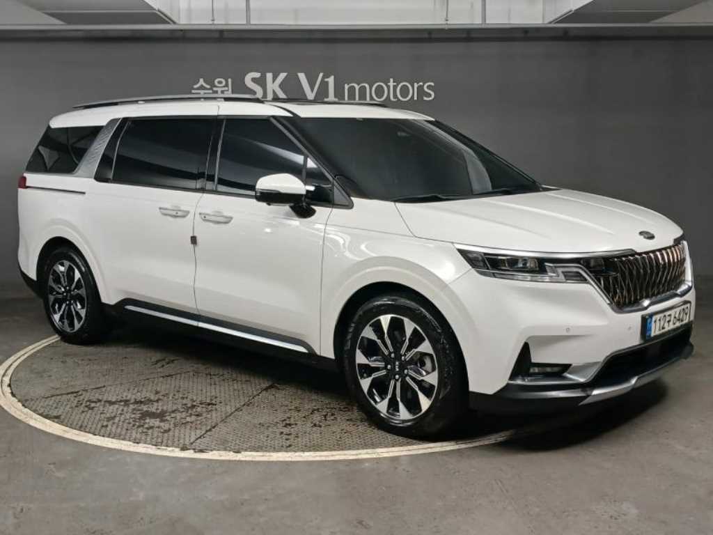 Kia Carnival — photo 05