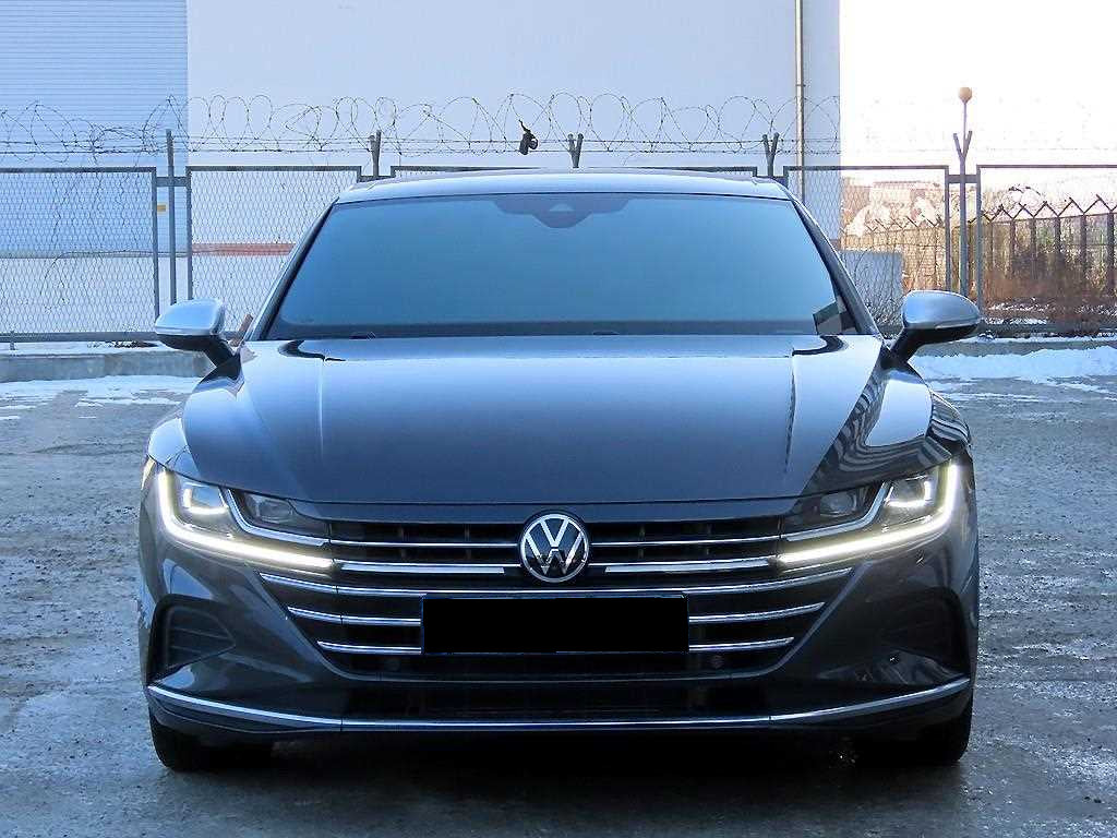 Volkswagen Arteon — photo 01