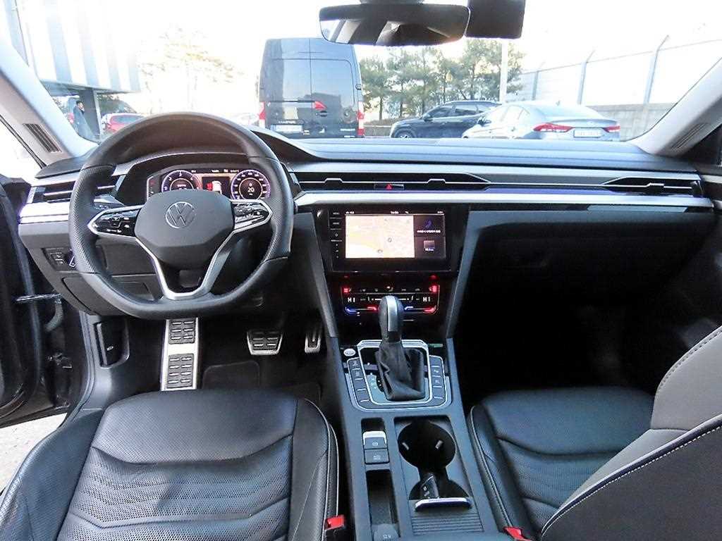 Volkswagen Arteon — photo 07