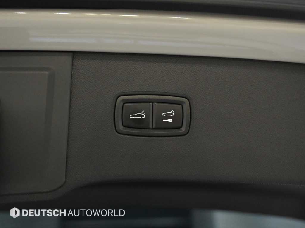 Porsche Cayenne — photo 19