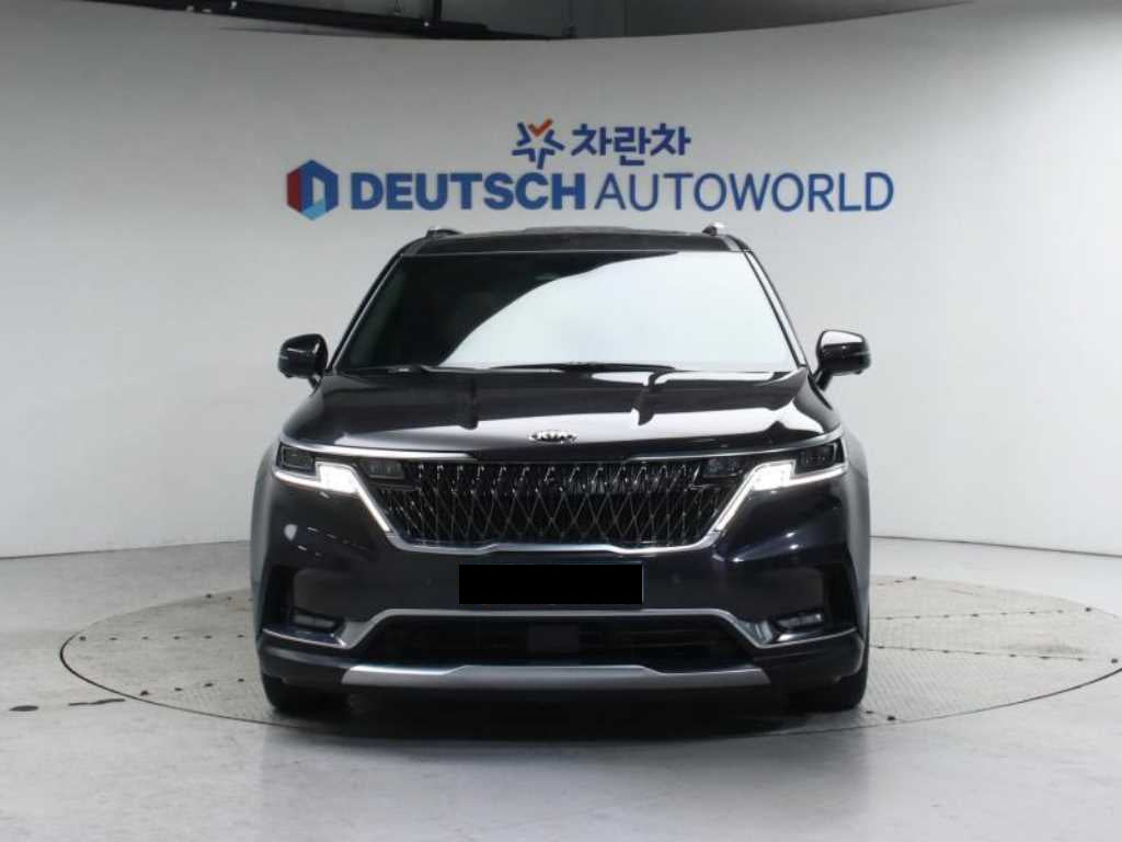Kia Carnival — photo 03
