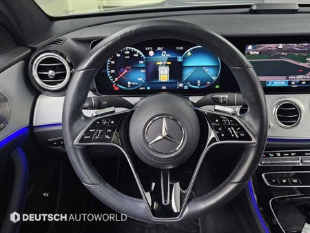 Mercedes-Benz E-Class — photo 13