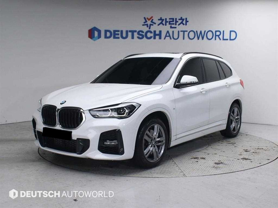 BMW X1 — photo 01