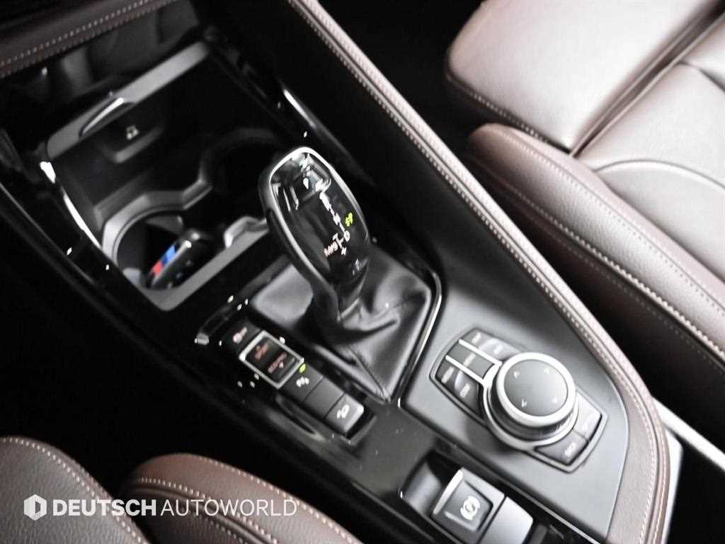 BMW X1 — photo 08