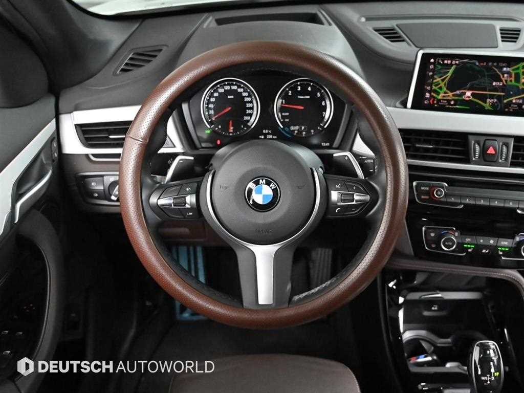BMW X1 — photo 12