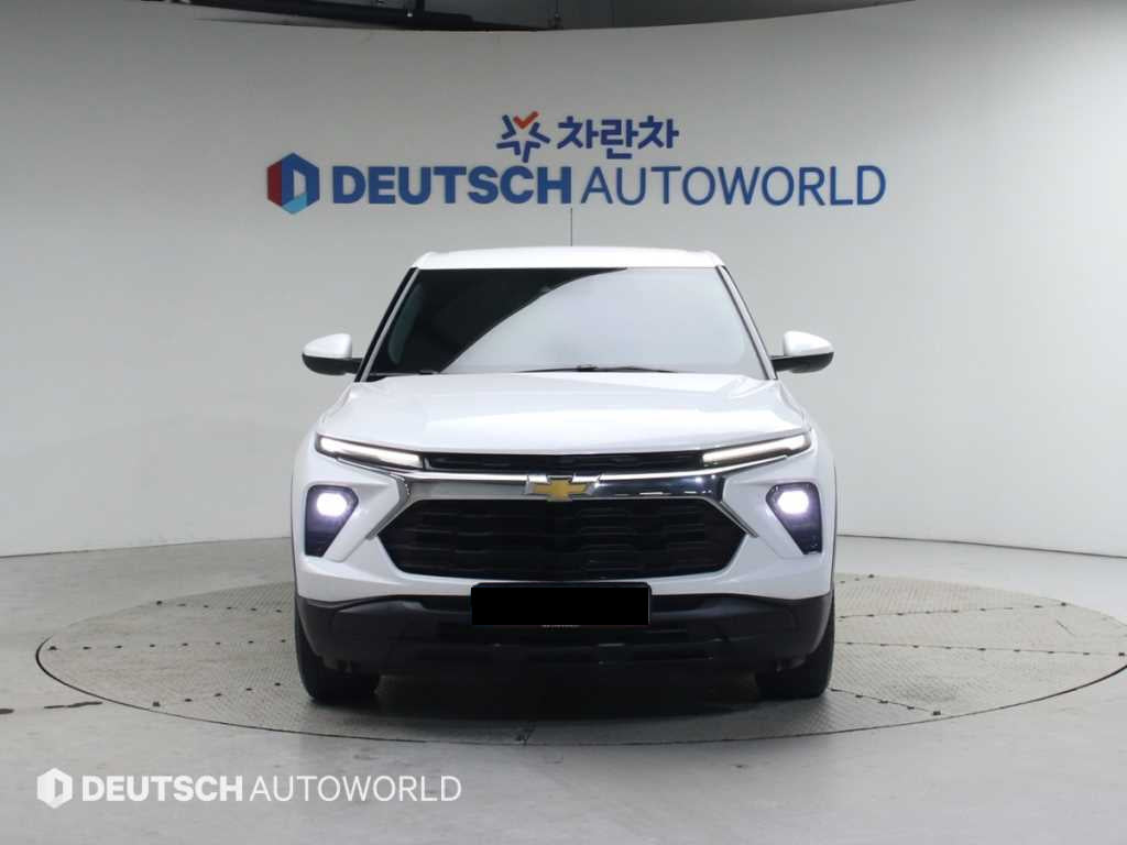 CHEVROLET Trailblazer — photo 03
