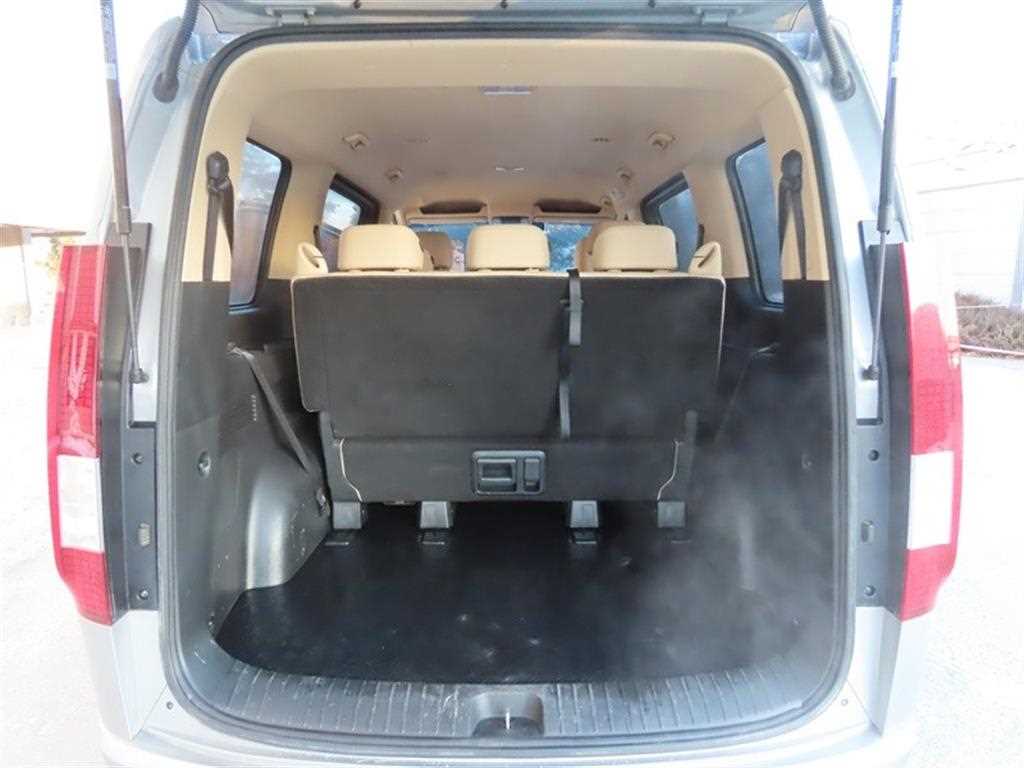 Hyundai Staria — photo 05