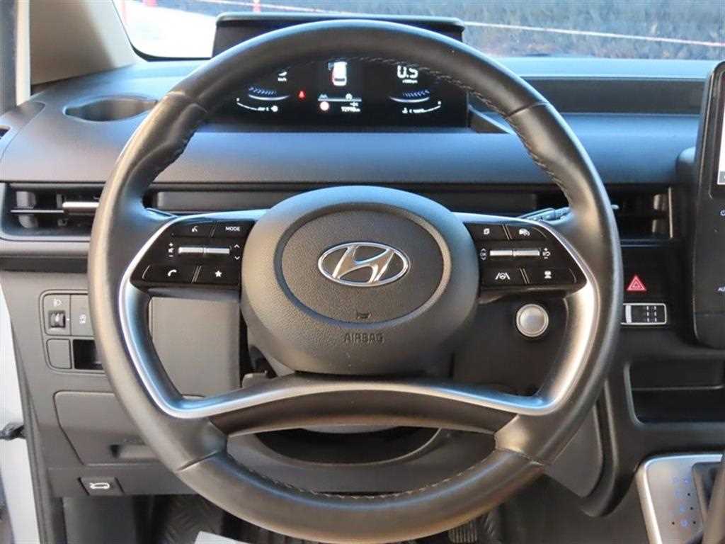 Hyundai Staria — photo 10