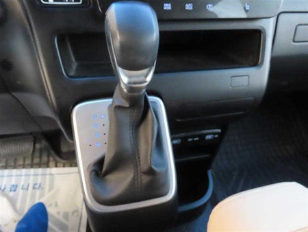 Hyundai Staria — photo 17