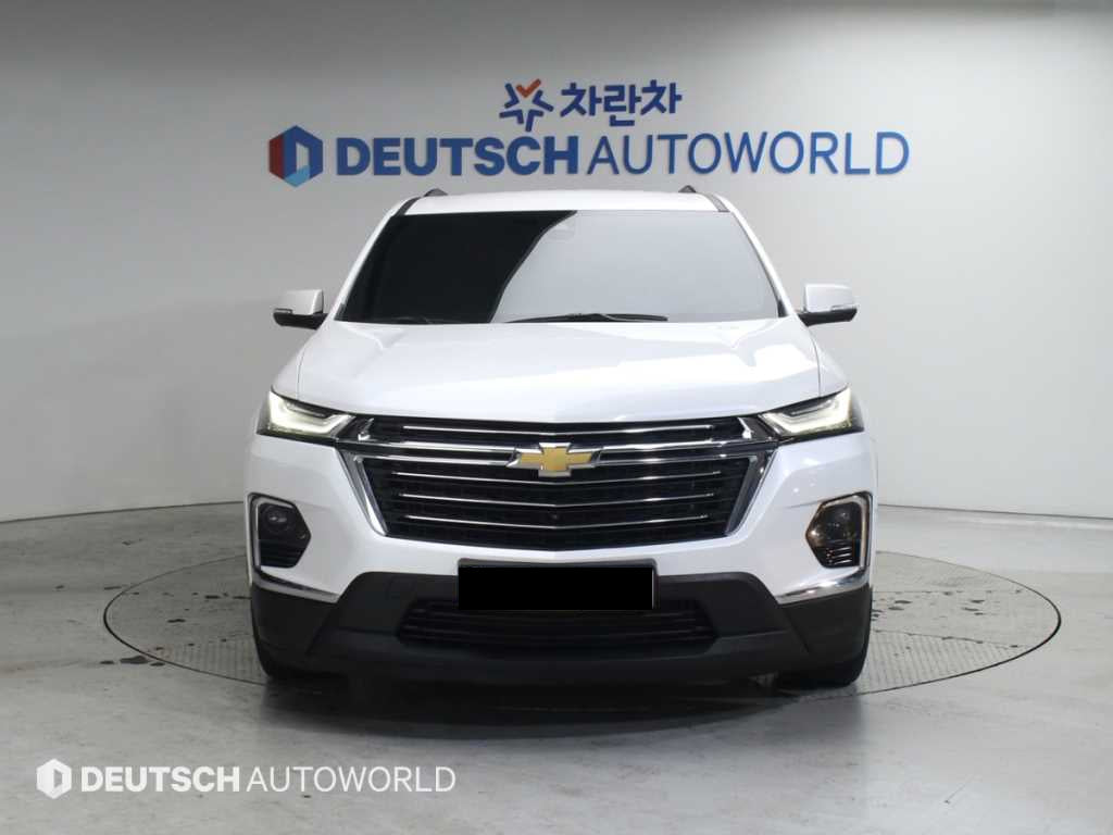 CHEVROLET Traverse — photo 03