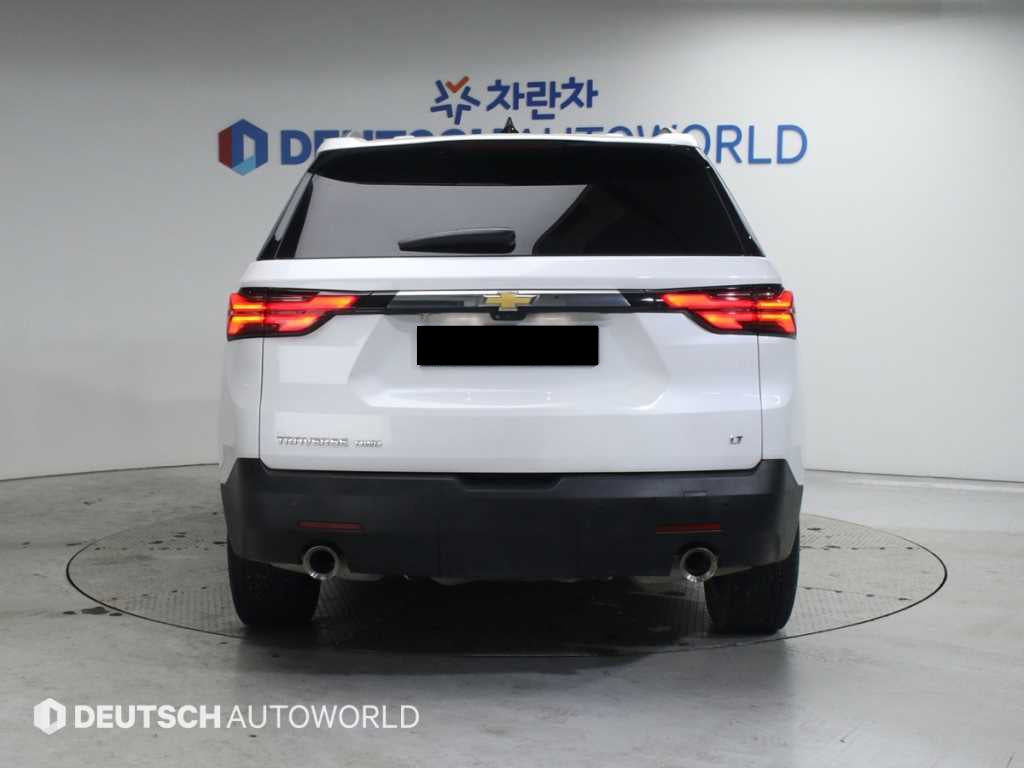 CHEVROLET Traverse — photo 04