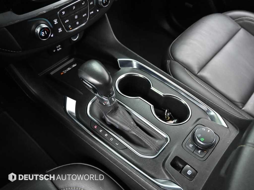 CHEVROLET Traverse — photo 09