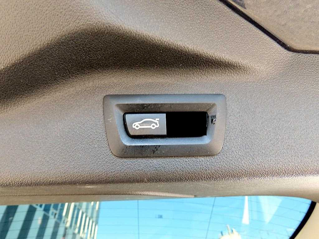 BMW X7 — photo 15