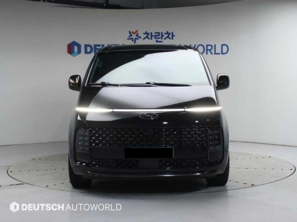 Hyundai Staria — photo 03