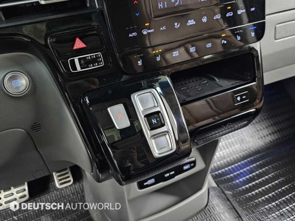 Hyundai Staria — photo 09