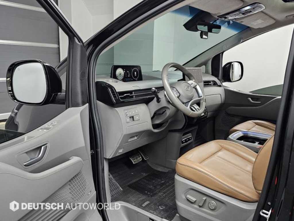 Hyundai Staria — photo 11