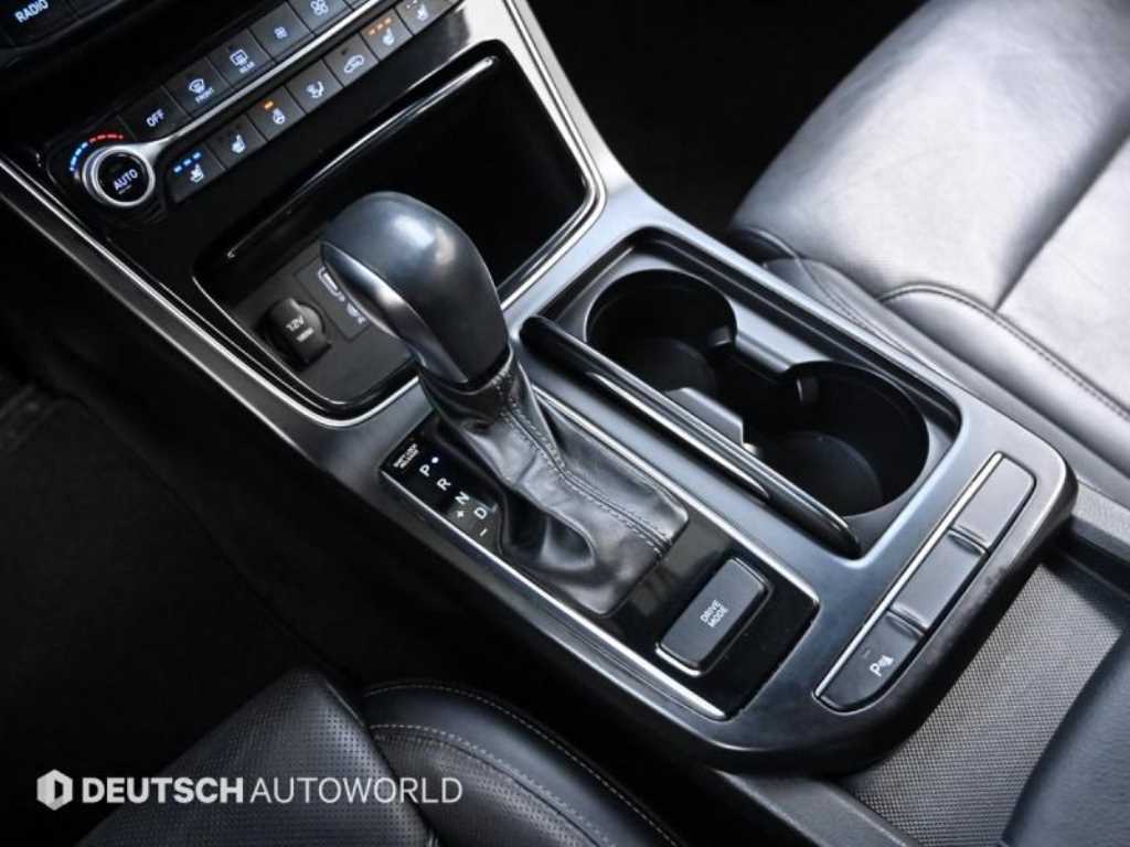Hyundai Grandeur — photo 09