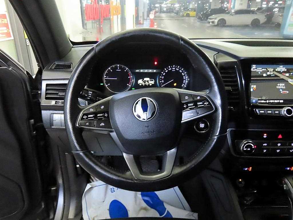 KGM Rexton — photo 08