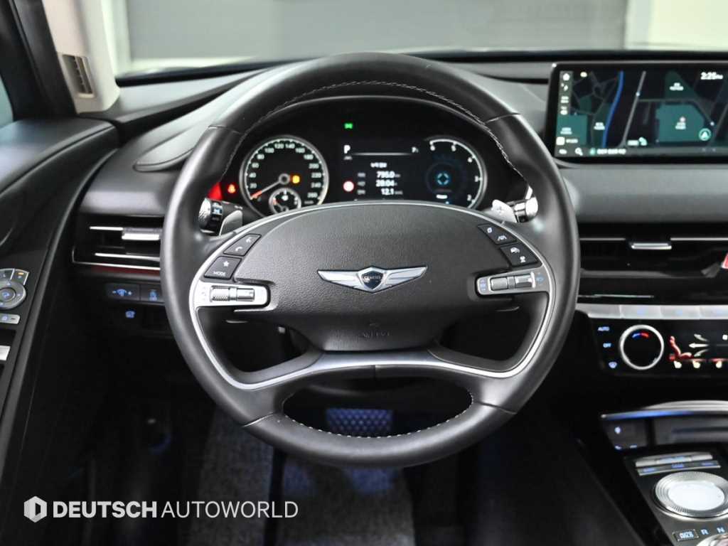 Genesis G80 — photo 13