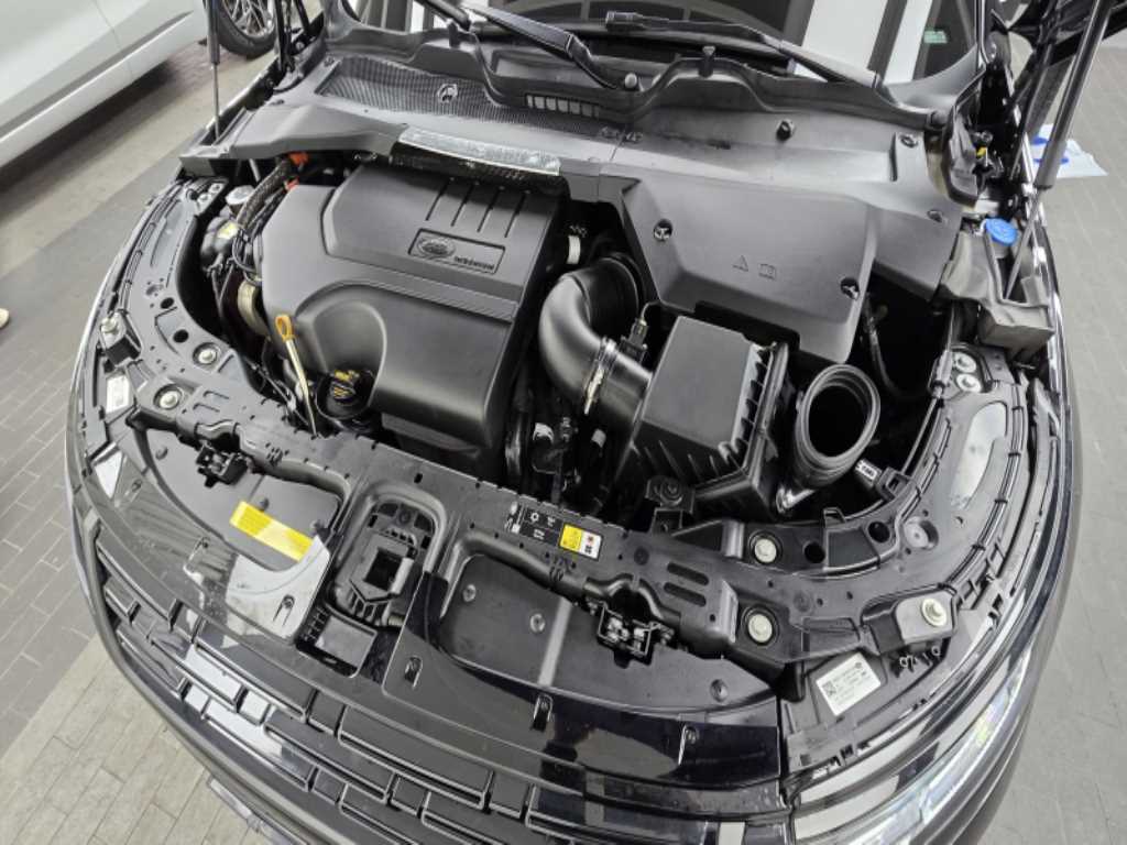 Land Rover Range Rover Evoque — photo 06