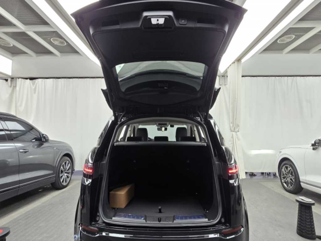 Land Rover Range Rover Evoque — photo 20