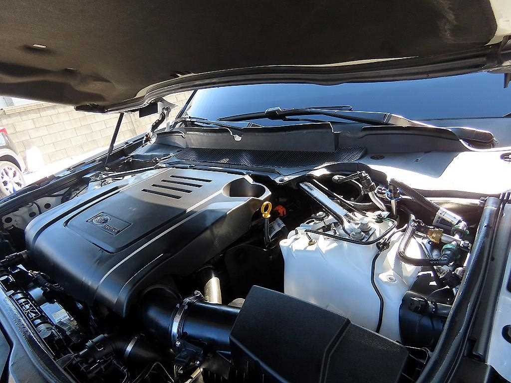 Land Rover Discovery — photo 19