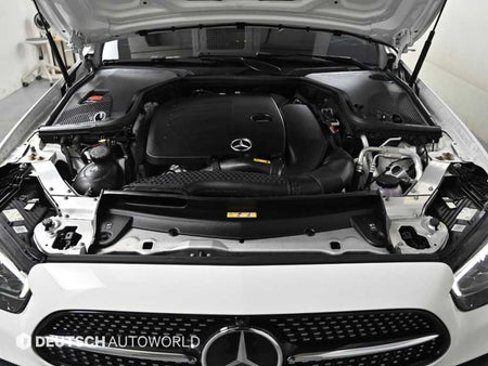 Mercedes-Benz E-Class — photo 06