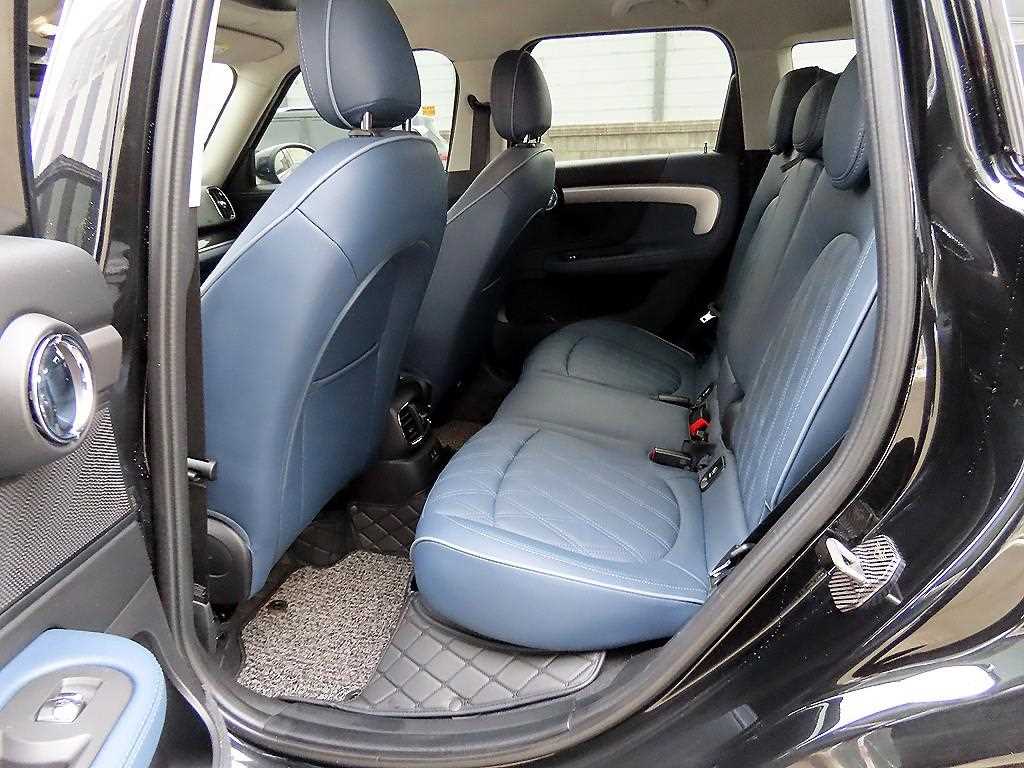Mini Countryman — photo 06