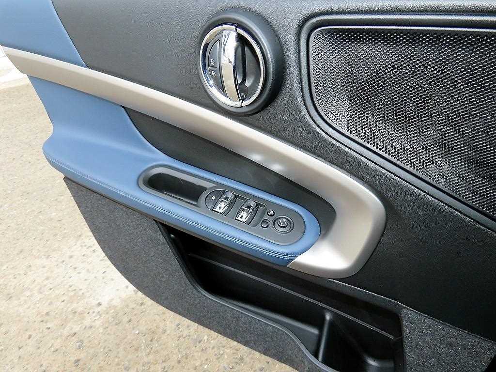 Mini Countryman — photo 12