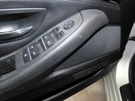 BMW 5-Series — photo 13